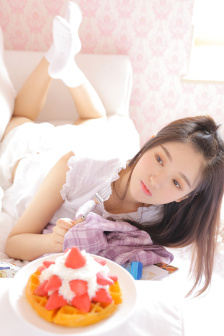 扒开小男生的屁股窑子开张了